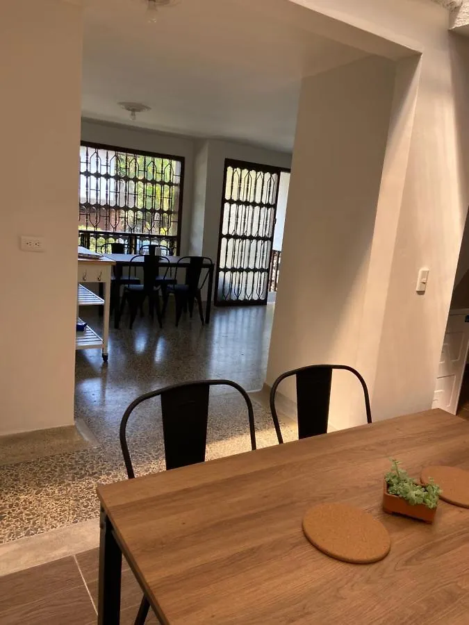 Habitaciones Estadio Villa Olimpica Medellin Homestay