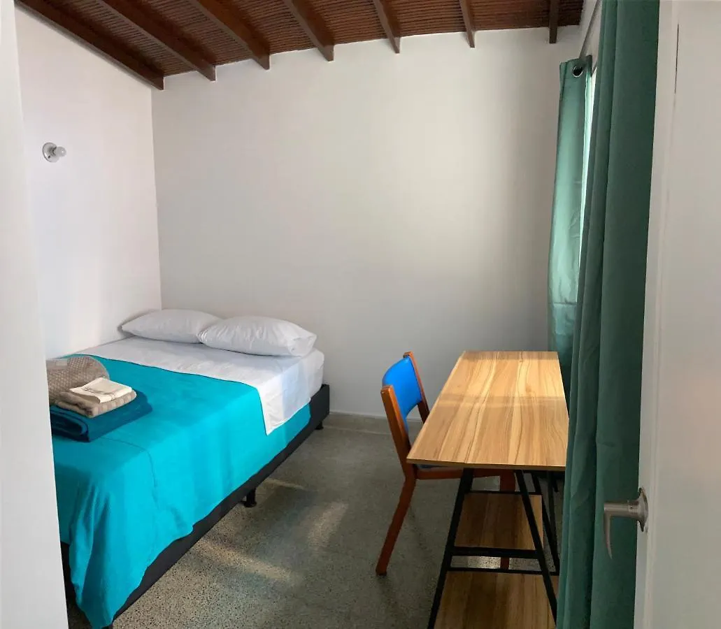 Homestay Habitaciones Estadio Villa Olimpica Medellin Colombia