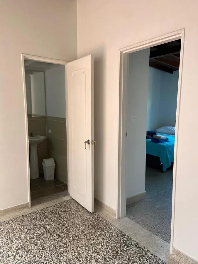 Homestay Habitaciones Estadio Villa Olimpica Medellin Colombia